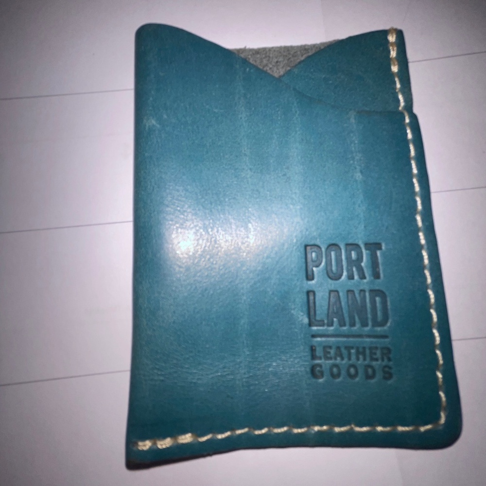 Portland leather goods card holder